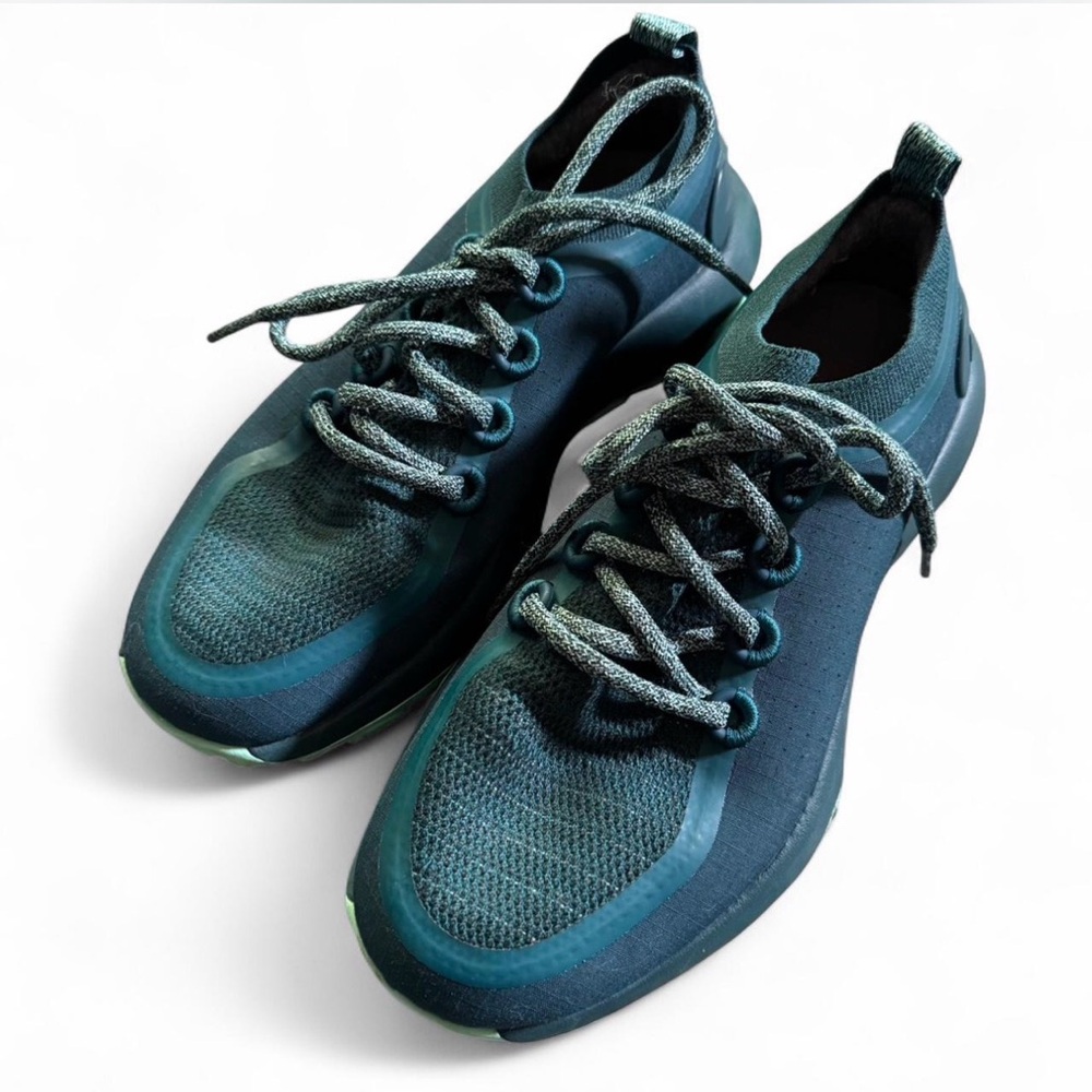 allbirds Women's Teal and Dark Blue Athletic Shoes